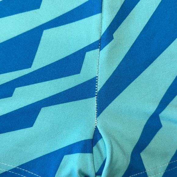 Marika Tek Blue and Teal Stretch Short Athletic Workout Shorts Size Large - Picture 4 of 11